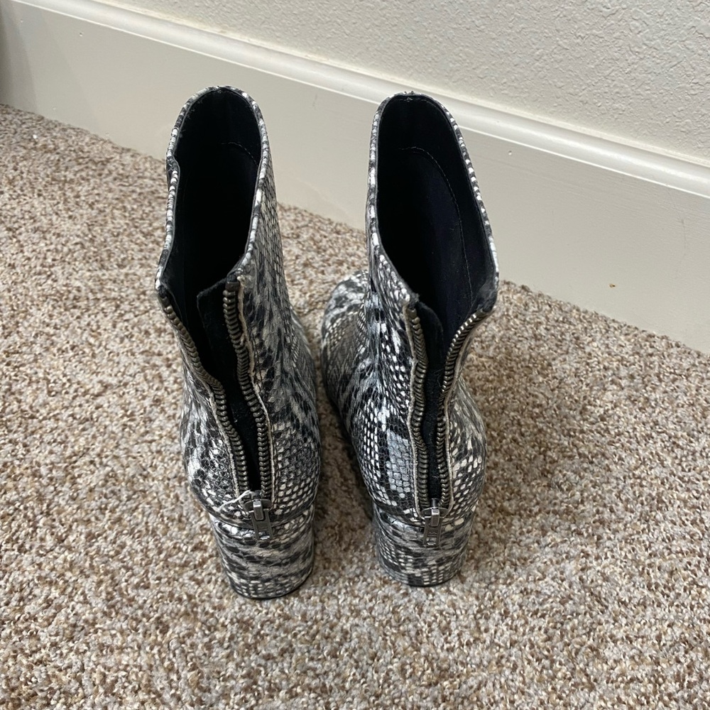 Billabong Snake Print Bootie Size 8 1.5 In Heel - image 2